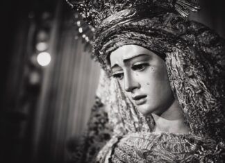 Quejas de una mujer a la Virgen